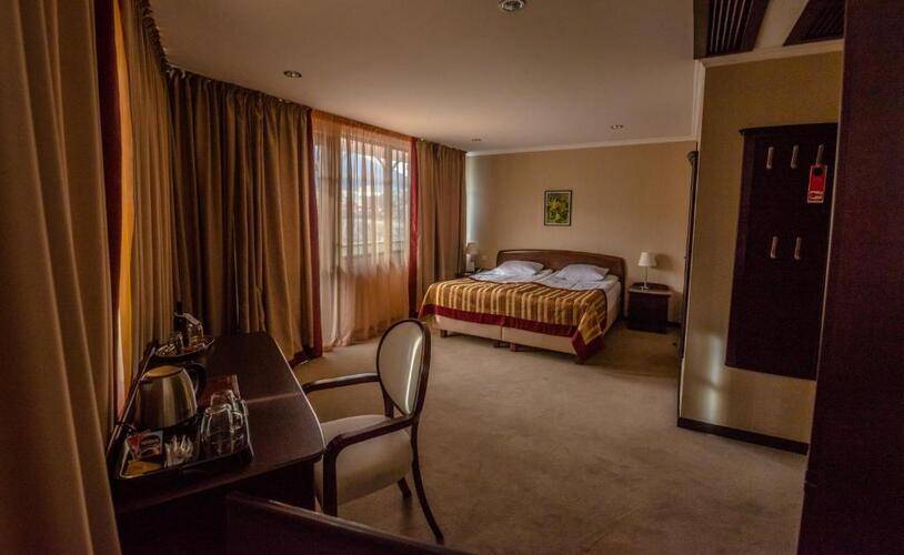 Kopala Rikhe Hotel