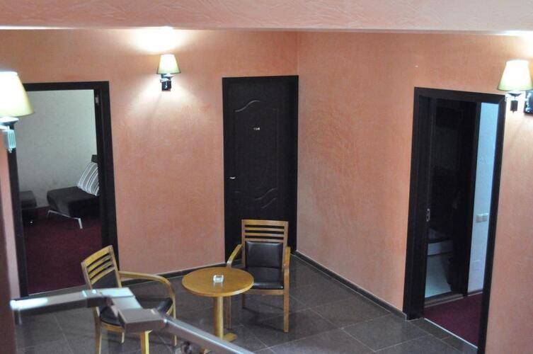 Antika Hotel (Антика)