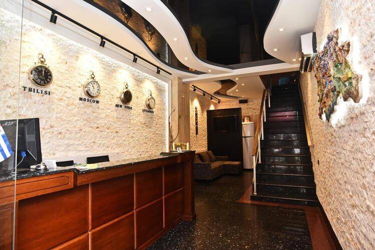 Antika Hotel (Антика)