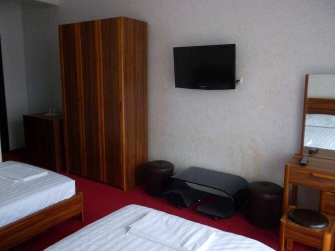 Antika Hotel (Антика)