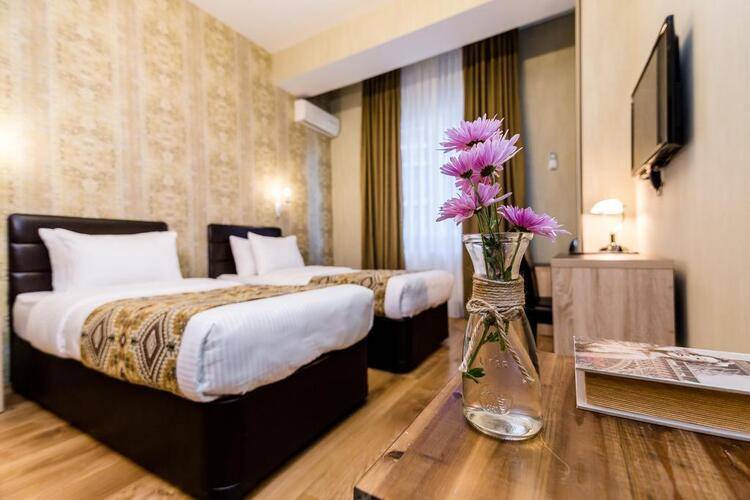 Diamond Hotel