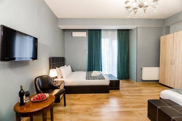 Diamond Hotel