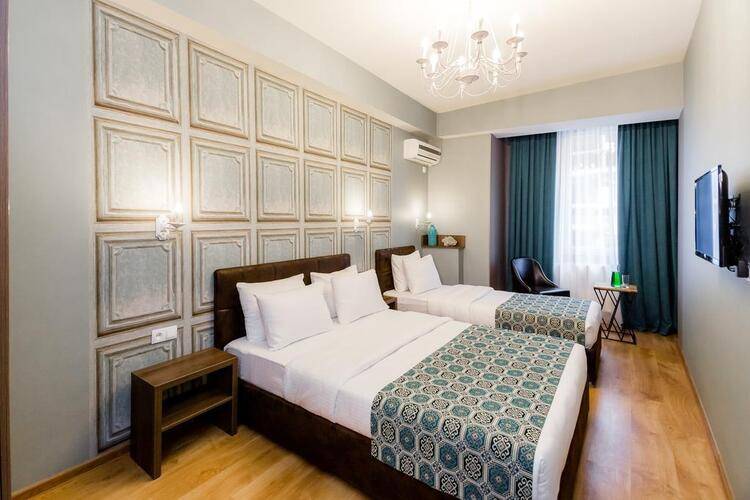 Diamond Hotel
