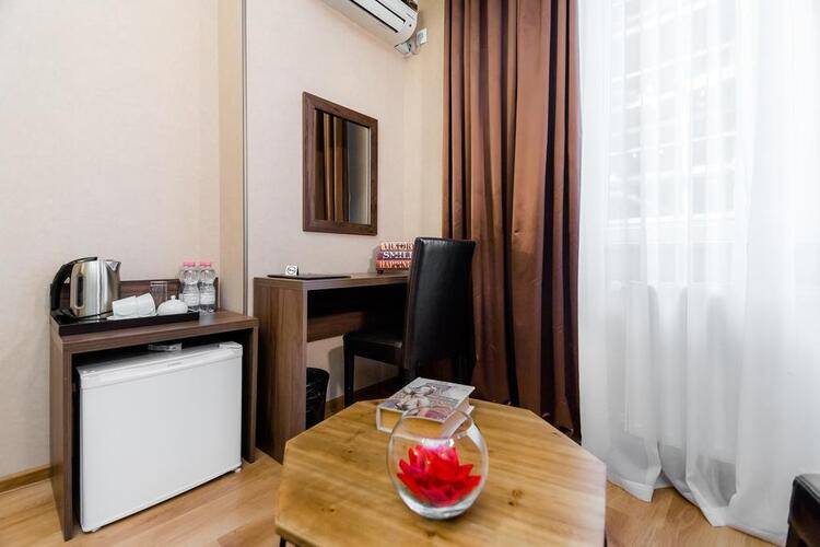 Diamond Hotel