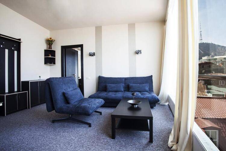 City Hotel