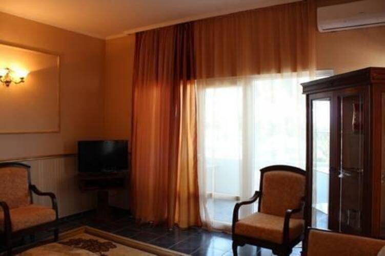 National Hotel