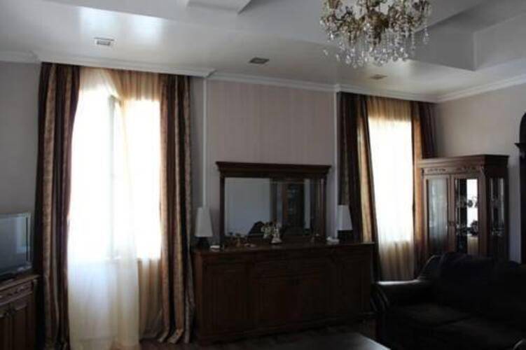 National Hotel