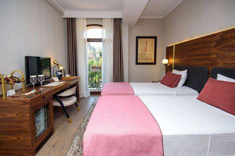 Tiflis Palace Hotel