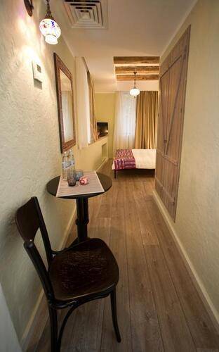 No12 Boutique Hotel