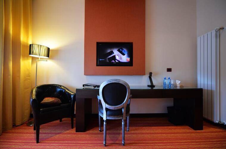 Nane Hotel