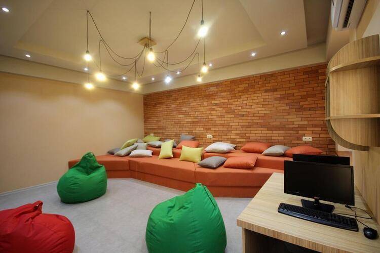 Kantar Hostel