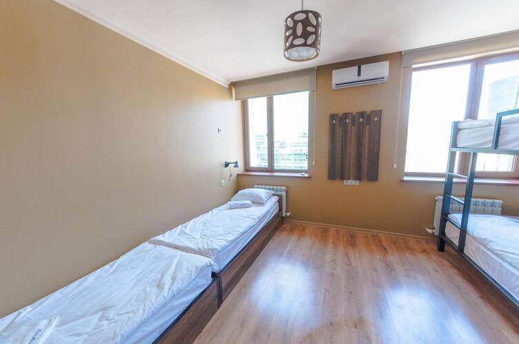 Kantar Hostel