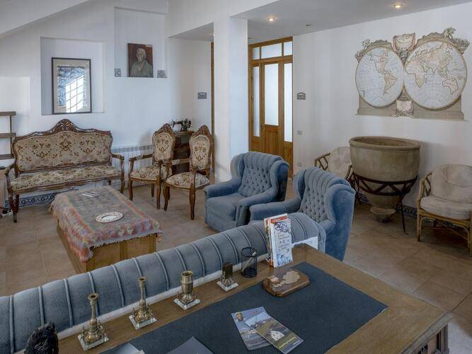 Villa Ayghedzor