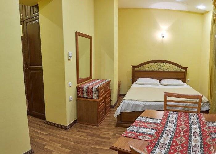 Bella Hotel