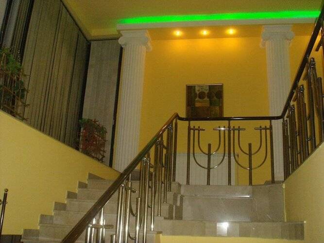 Bella Hotel