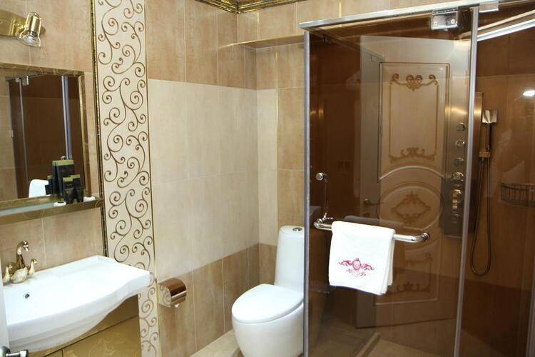 Hotel Roma Yerevan & Tours