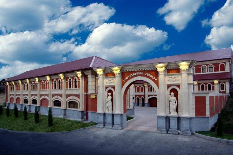 Hotel Roma Yerevan & Tours