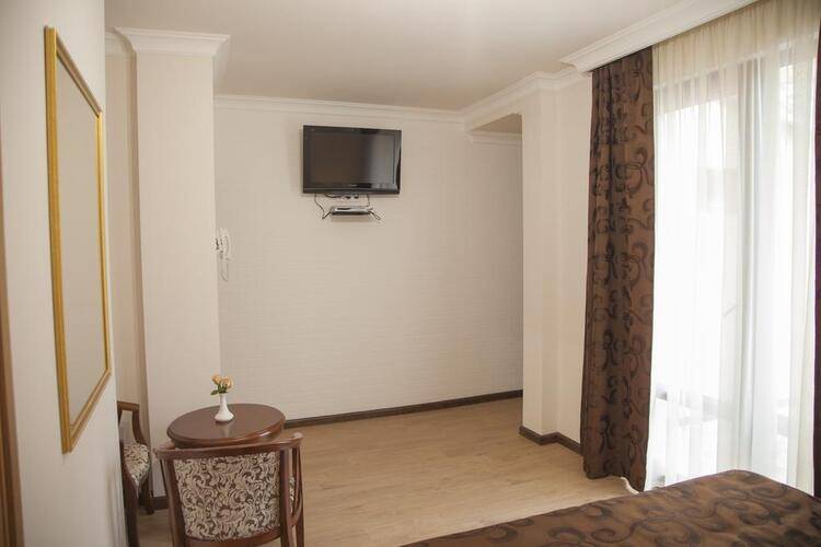 Хин Еревантси (Hin Yerevantsi)