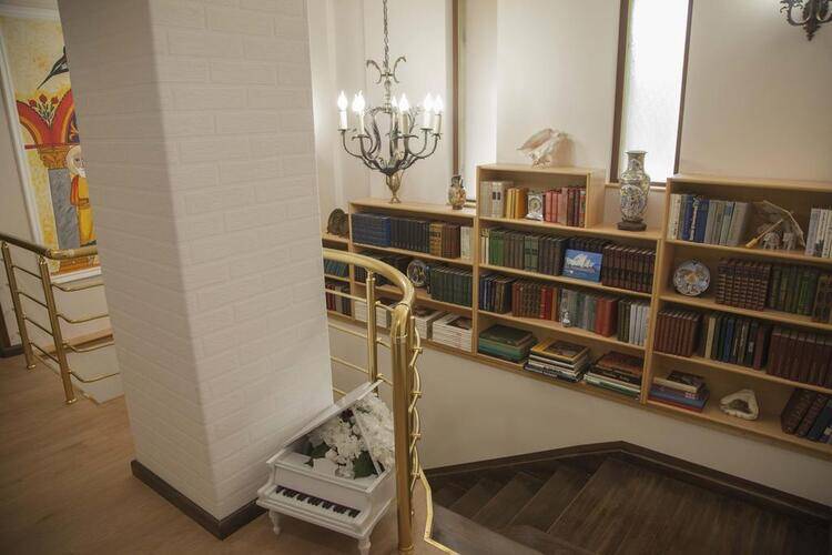 Хин Еревантси (Hin Yerevantsi)