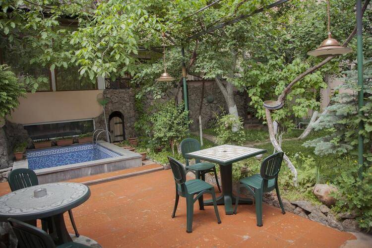 Хин Еревантси (Hin Yerevantsi)