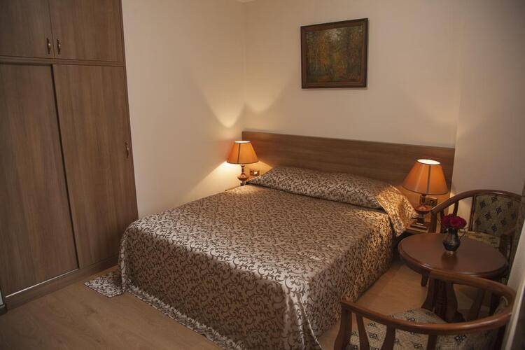 Хин Еревантси (Hin Yerevantsi)