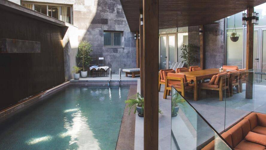 Tufenkian Historic Yerevan Hotel