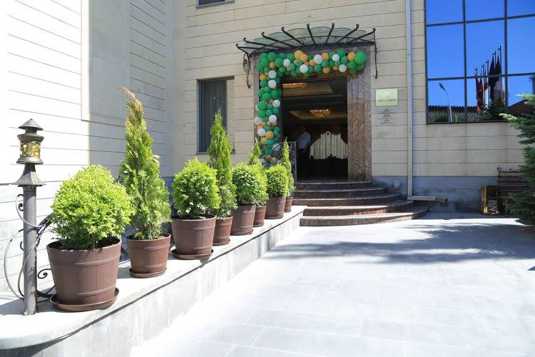 Grace Forum Hotel