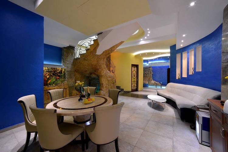 Grace Forum Hotel