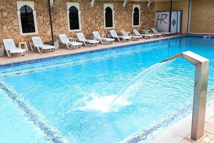 Bomo Regineh Hotel