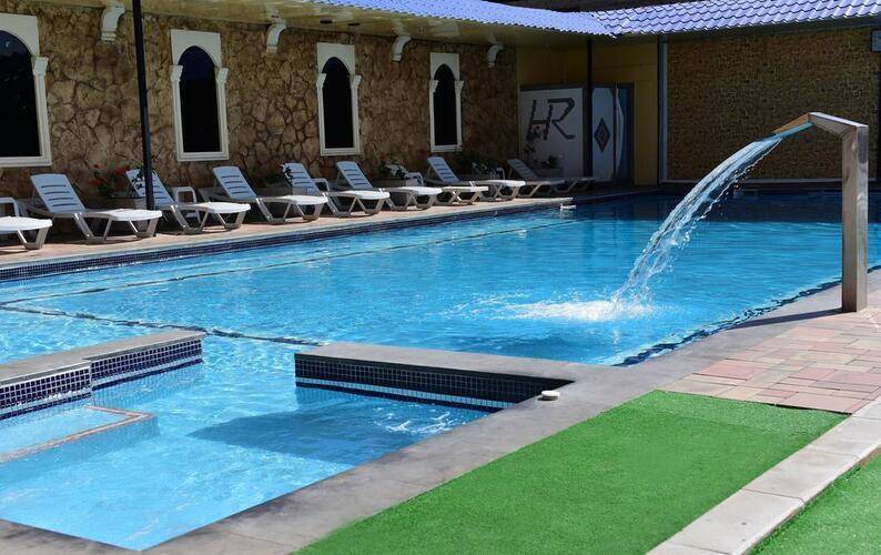 Bomo Regineh Hotel