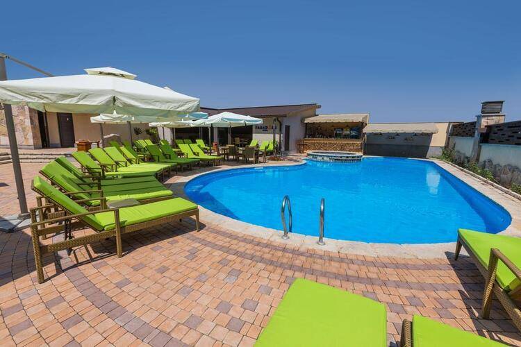 Green Palace Hotel