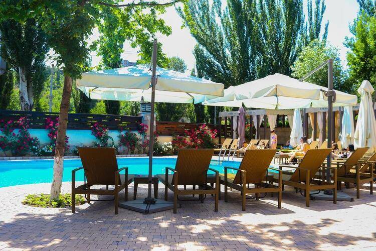 Green Palace Hotel