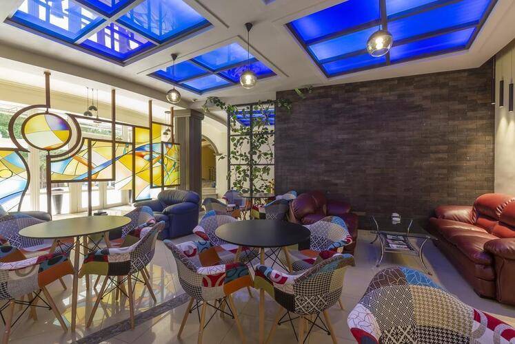 Green Palace Hotel