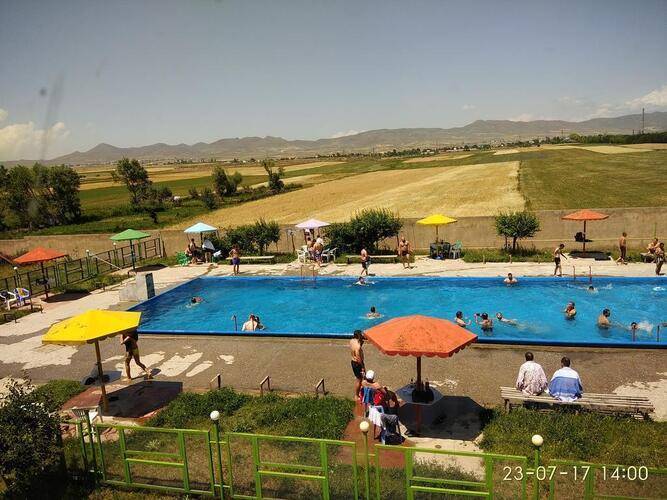 Erazank Hotel