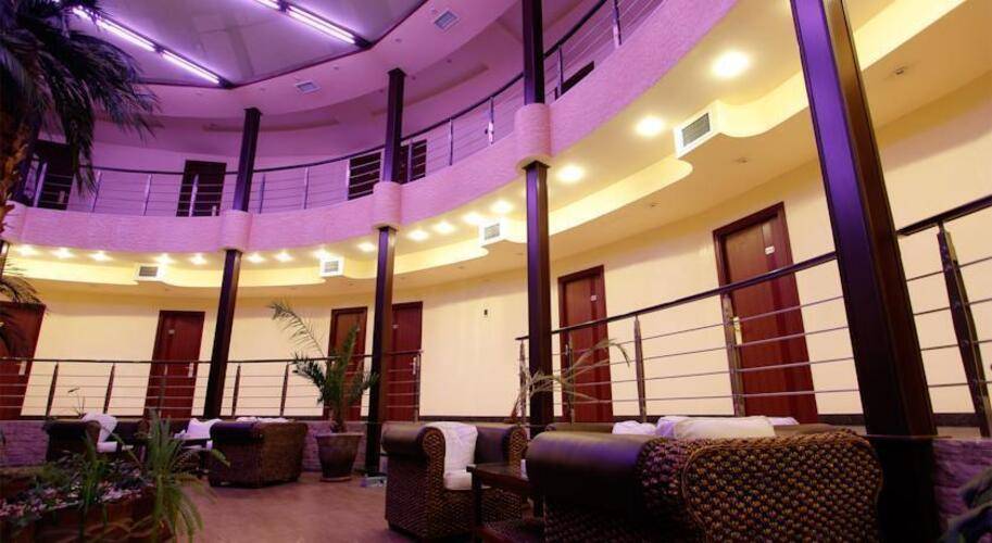 Aquatek Hotel