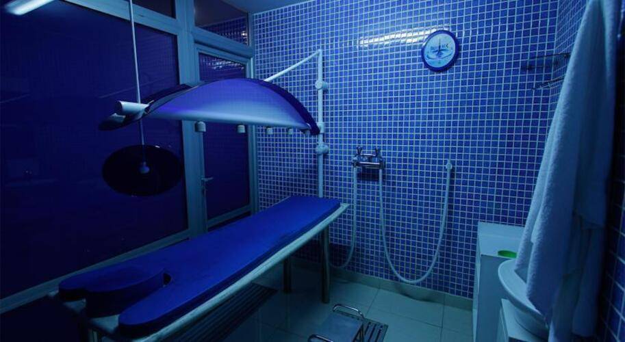 Aquatek Hotel
