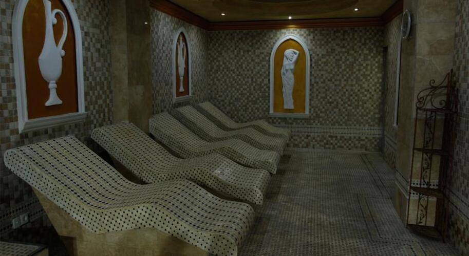 Aquatek Hotel