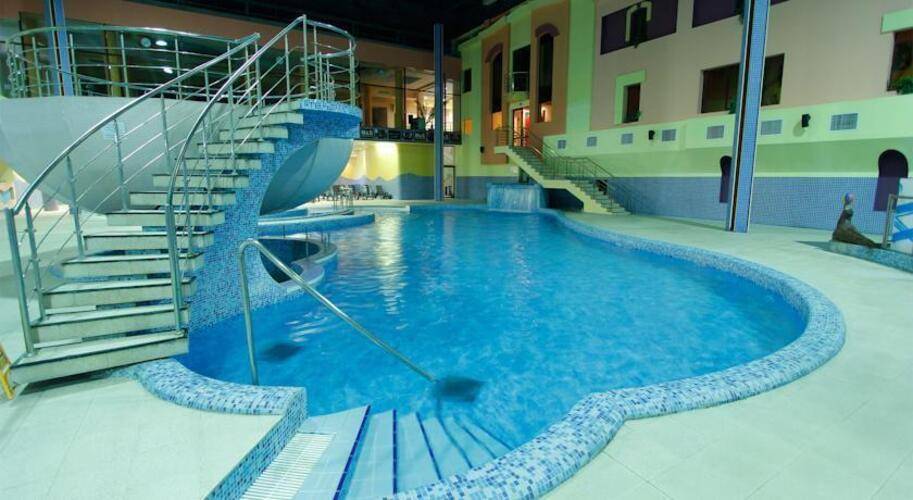 Aquatek Hotel