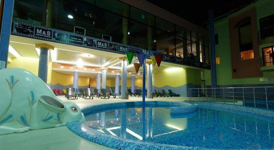 Aquatek Hotel