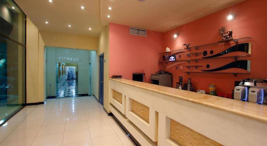 Aquatek Hotel