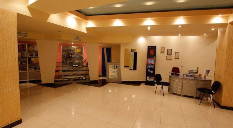 Aquatek Hotel