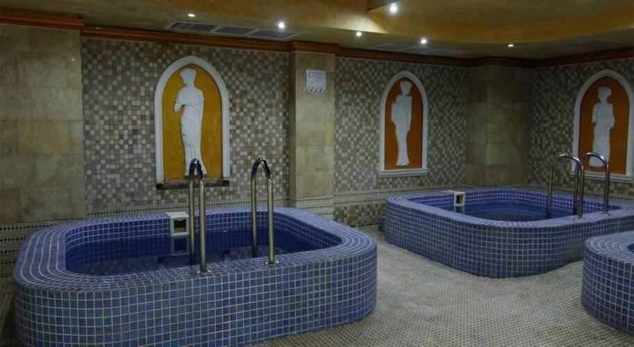 Aquatek Hotel