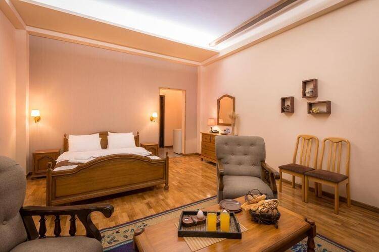 Olympia Hotel