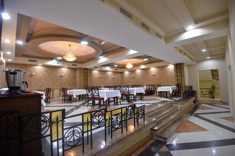 Yerevan Deluxe Hotel