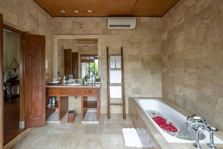 Warwick Ibah Luxury Villas & Spa