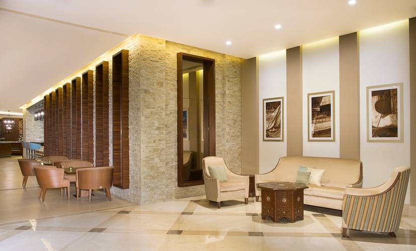 Hilton Garden Inn Dubai Jumeirah (Ex. Hilton Garden Inn Dubai Al Mina)