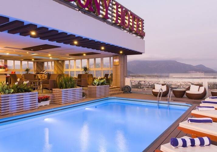Balcony Hotel