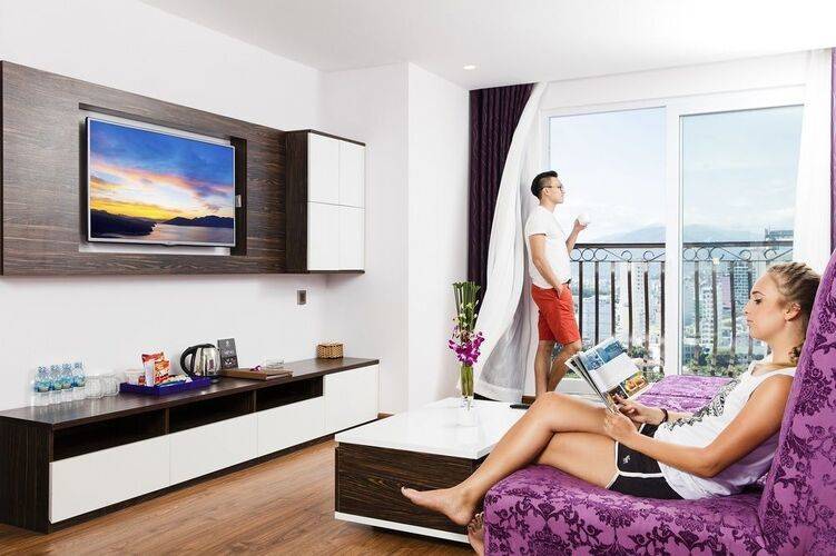 Balcony Hotel
