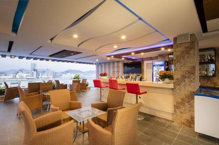 Balcony Hotel