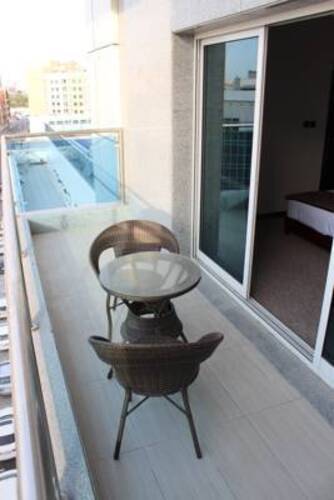 Milestone Hotel Apatment